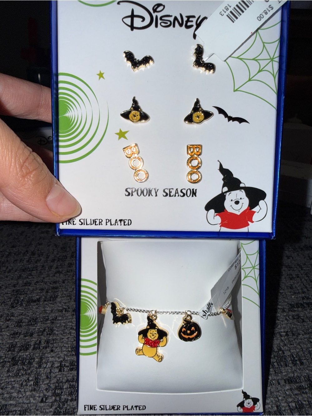 Disney Winnie the Pooh Halloween Bracelet and Earring Set